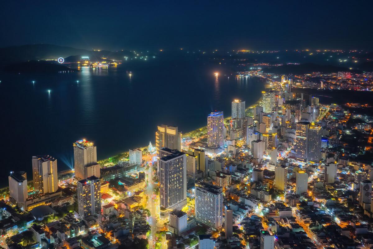 nha-trang-ve-dem-1.jpg